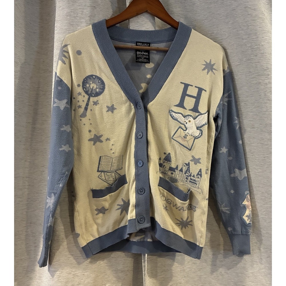 BoxLunch Harry Potter Hogwarts Icons Allover Print Cardigan Blue Beige XS